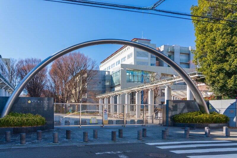 「一生付き合っていけるような人と出会える」　女性が選ぶ“進学させたい電農名繊・四工大”ランキング1位　「きれいな校舎ばかり」「多角的な考え方が学べる」の声