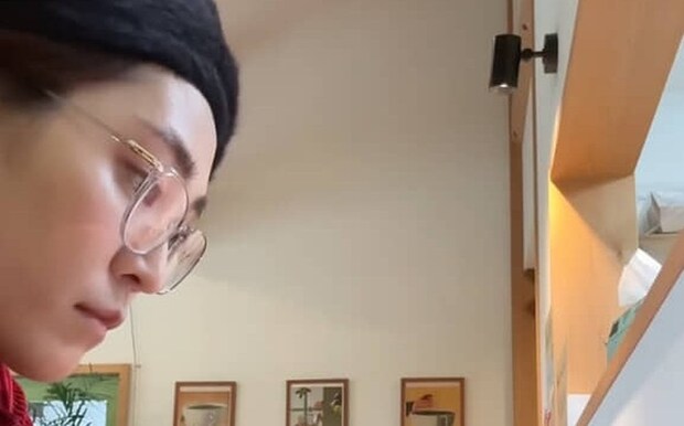 帰宅すると、妻が真剣に工作中→5年後…… まさかすぎる“現在”に「じ〜んときました」「いい夫婦」