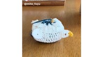 ハンドメイド作家がかぎ針編みで作った“へんてこグッズ”の秘密は……　まさかの仕掛けに「え、画期的」「売ってたら買うレベル」