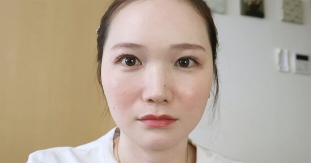 30代のほうれい線「メイクでなんとかしよ」→5歳若返る“整形級テク”に「すごい！」「悩んでた」「やってみます」