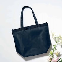 付録は「PLST（プラステ）」のトートバッグ！　『GLOW』2025年11月号発売