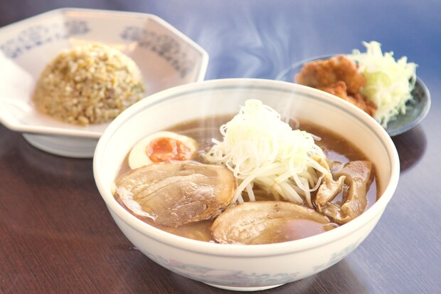 【30～40代の女性に聞いた】最高にうまいと思う「中華・ラーメンチェーン」ランキング！　2位は「餃子の王将」、1位は？
