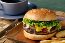 神奈川県の「ハンバーガー」の名店10選！　あなたが好きなのはどこ？【7月20日はハンバーガーの日】