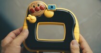 アンパンマンのデジタルカメラを本気で“プロ仕様”に改造したら……「実はむちゃくちゃ実用的なのでは？」　予想外の完成作品に反響