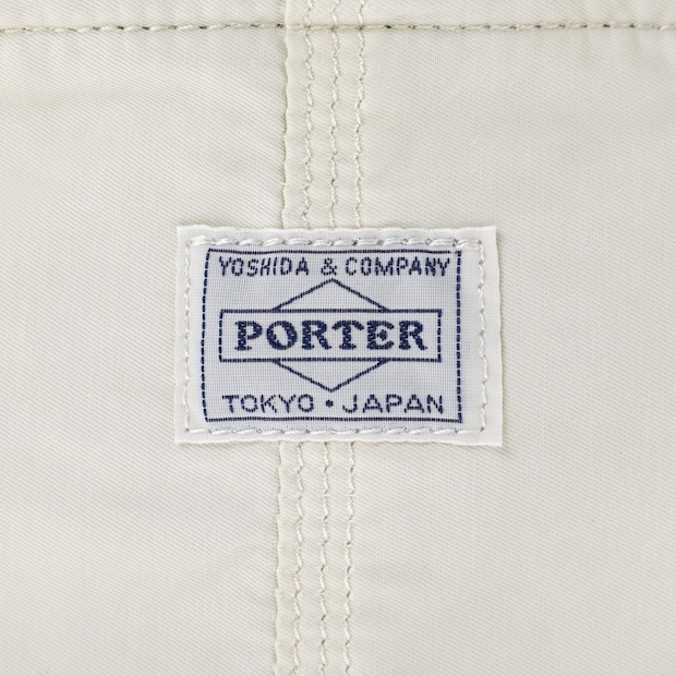 「諦めてたけどやっと買えた！」　【PORTER】“小さめショルダーバッグ”が高評価　「ショルダーが太くて食い込まない」「ポケット多くて使い勝手いい」