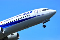 「つかぬことをお聞きしますが……」飛行機内で“CAとヲタクが予想外の交流”　「本当にうれしかった」と“まさかのプレゼント”も　「これはうれしい」「神対応だ」