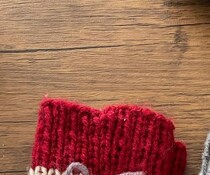 【画像】まさかのデザインの靴下