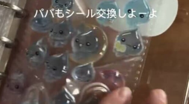 思春期の娘に「シール交換しよ」と言われた父→全力で作ったシール帳に「かわいいお父さんですね」