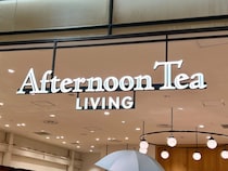 Afternoon Tea（アフタヌーンティー）の撥水ショルダーバッグが人気！　ペットボトルが縦に入るサイズと機能性が好評