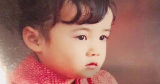 3歳のかわいい女の子→22年後「パパとママごめんね」　衝撃の大変身に「あれ！？え！！？」「すすすすすごい…」