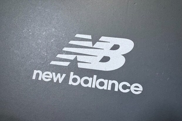 「もっと早く買えばよかった」New Balance（ニューバランス）の“スニーカー”に絶賛の声「どんな服にも合う」「足にフィット」