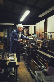 老舗メーカーで働く84歳エンジニア→勤続70年を目前に提案した“自作の新商品”に大反響！　「企画力すごい」と感嘆の声