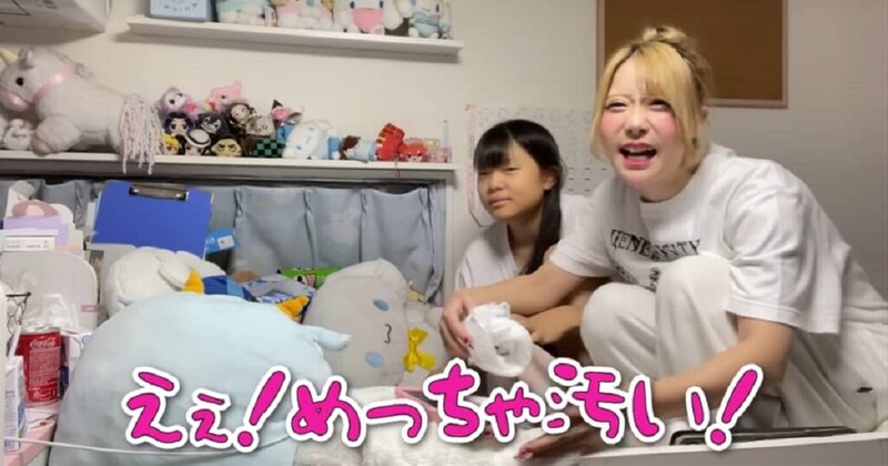 「もっとヤベェの出てきた」　ちいめろ、“14歳娘の汚部屋”に顔歪む　半年放置の“ありえないもの”発掘で視聴者「ゾワゾワした」「なかなかのレベル」