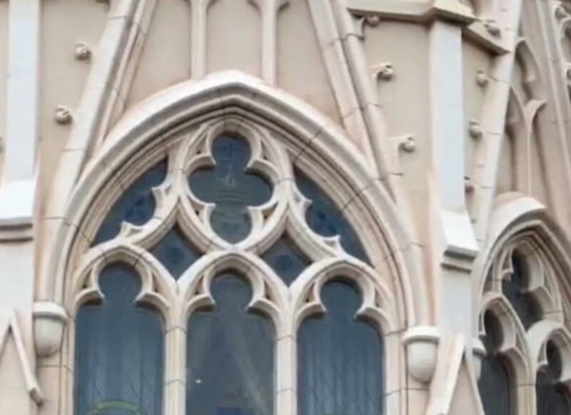 シンデレラ城の窓をふと見ると……えええ!?　衝撃の光景に「コーヒー吹きそうになったww」「最高！」