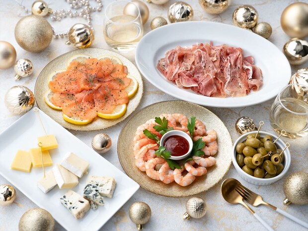 成城石井の2026年福袋、予約スタート! オリジナルのショッピングバッグに人気商品がセット