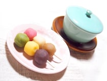 愛媛県産のユズの風味とこしあんの甘さが絶妙なお菓子などを紹介！　愛媛県の「お土産」10選！【人気投票実施中】