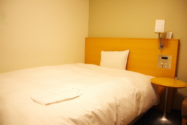 【都民が選ぶ】コスパが最高だと思う「ビジネスホテル」ランキング! 同率2位は「東横イン」「ドーミーイン」、第1位は?