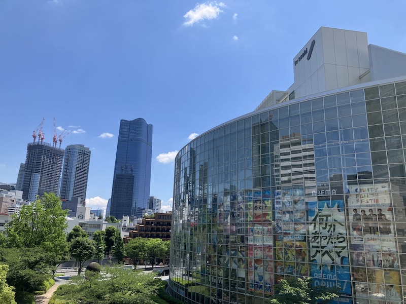 【社会人に聞いた】声が好きな「テレビ朝日の女性アナウンサー」ランキング! 2位は「弘中綾香」、1位は?