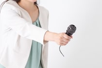 【社会人に聞いた】声が好きな「TBSの女性アナウンサー」ランキング！　2位は「宇賀神メグ」、1位は？