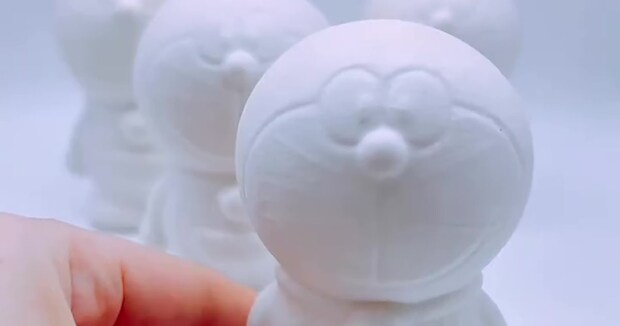 粘土で作った大量のドラえもん→しっぽを失敗した1体が“まさかの変身”　「もう会えないと思ってた」「天才」