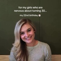 ←22歳の私　10年後の私→　“30歳になるのが不安な女性たち”へ向けたビフォーアフターが290万再生「元気が出た」「あなたみたいになりたい」【海外】