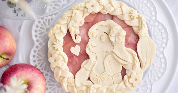 ディズニーキャラの繊細なアップルパイ、焼いたら……　予想外の仕上がりに「天才すぎてひっくりかえった」　制作のこだわりを聞いた