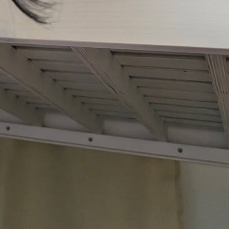 二段ベッドから6歳娘の声が→振り返ると…… ママ「やめろぉぉおお!」 衝撃の光景に「あかん」「腰抜かす」