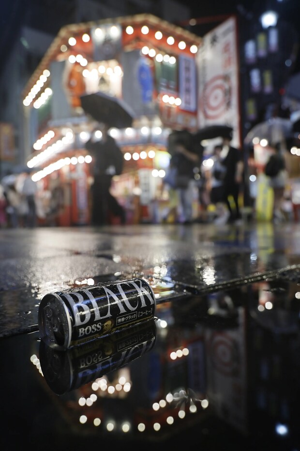 路上の空き缶を撮った何気ない1枚→写真家がひと手間加えると「参考になりすぎ」 驚きのテクニックに反響