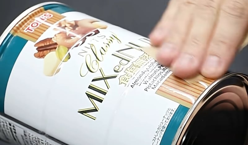 ただの空き缶を“上品な薔薇”にリメイクすると……「うわ～素敵」「見事」予想もつかない完成形が話題