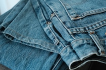 【40～50代の女性が選ぶ】父親にはいてほしい「ジーンズブランド」ランキングTOP31！　第1位は「リーバイス（Levi’s）」【2024年最新調査結果】