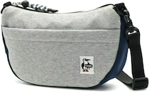 「このサイズが欲しかった」CHUMS（チャムス）の“ショルダーバッグ”に絶賛の声 「おでかけの必需品」「おしゃれなデザイン」