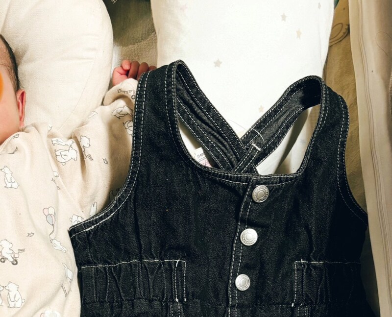 0歳息子に買ったベビー服、デカすぎて笑っていたが……「今、泣いています」　衝撃の光景が106万表示