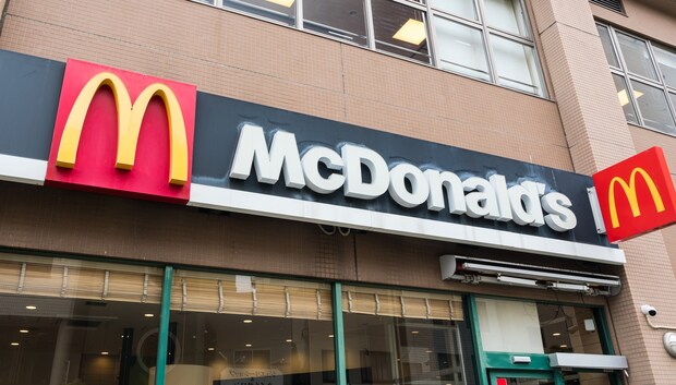 「ふざんけんなw」マクドナルドの“折り紙講座”にツッコミ殺到　“人気メニューが作れる”折り紙に「わろた」「難易度ww」「今作りました」