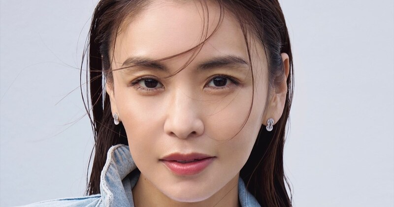 滝沢眞規子、大豪邸は“庭”までスゴかった……！　クリスマス巡りライトアップされたゴージャス空間に「これおうち!?」「レストランじゃないんですか」