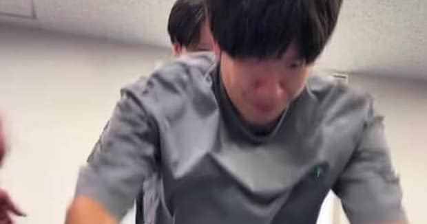 事故で“車いす生活”となった男性→「生きてる意味なんてない」と思った、16年後……感動の瞬間に「ほんと、凄い」「言葉が出ない」