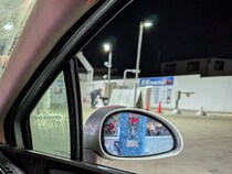 洗車機に入ったら……　クリスマスに起きた“まさかの悲劇”が55万表示の話題　「これは凍えますね」「来年はいい年になりますように……」