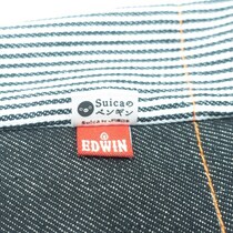 「Suicaペンギン×EDWIN」コラボの“A4デニムバッグ”が話題　「想像以上にEDWIN感」「ペンギン好きにはたまらない」と高評価
