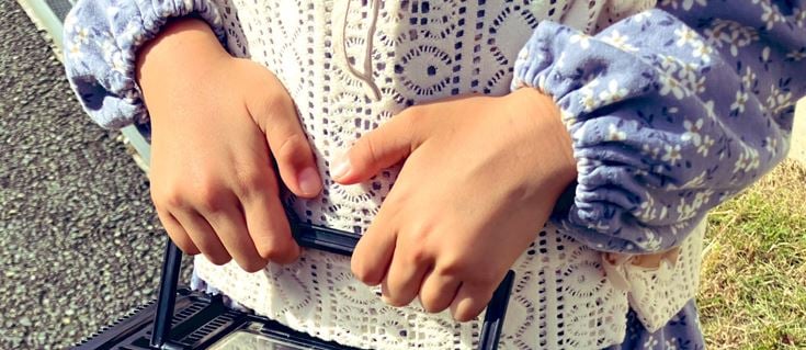 保育園児の娘「どんぐりいっぱい拾った！」→親「10個くらいかな…」　まさかの光景にパパあぜん「もう仕入れじゃん！」「想像を超えてきましたね」