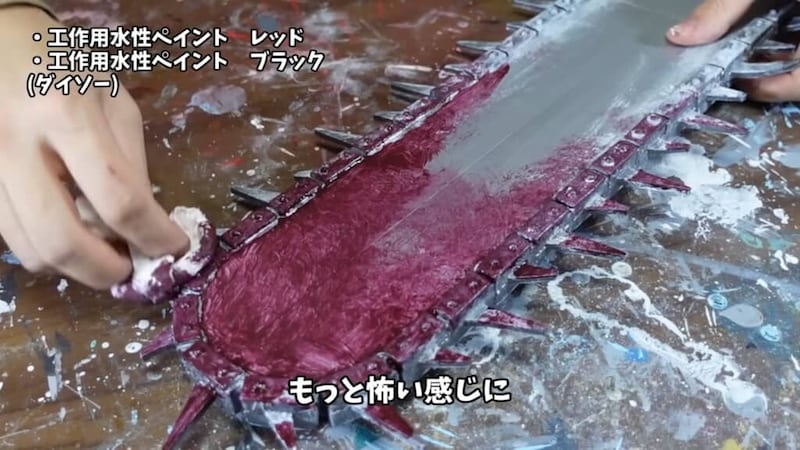 100均の道具と材料だけで「チェンソーマン」マスクを手作りした結果……「本当に100均？」“衝撃のクオリティー”に「かっこよすぎる」「工作の悪魔」