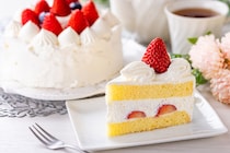 ケーキを買ったら「箱に持ち手なし」　SNSで議論呼ぶ……　不二家、シャトレーゼ、コージーコーナーの対応は