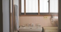築49年古民家の洗面台、シニア女性がDIYでリメイクすると……　ナチュラルになじむ外観に「おしゃれ」「ときめくスペース」