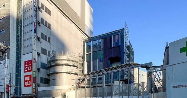 新宿駅の解体現場から“すごいもの”出る 20年以上埋もれていた正体に驚愕「びっくり」「鳥肌が立ちました!」