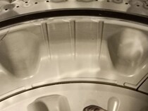 中2娘の体操服を洗い終えた母が、洗濯機を見たら……　「えっ！」目を疑う異物に仰天　「なぜ？」「どこから持って来たの」