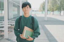 【地元の社会人に聞いた】子どもを入学させたい「四国地方の大学」ランキング！　同率1位は「香川大学」と？