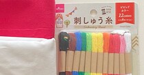 ごく普通の100均の糸→白とピンクの布に刺しゅうしていくと……「そうはならんやろ」　“驚がくの完成品”に「これ可能なんですか？」