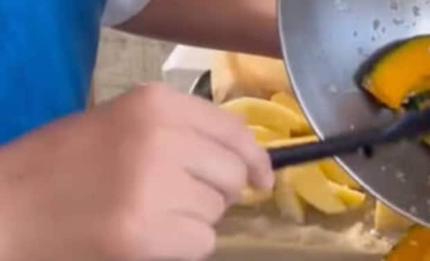 11歳の誕生日を迎えた息子、自分のために食事を用意すると…… 完成したご飯に「立派なシェフ」「めちゃくちゃ美味しそう」「将来が楽しみ」