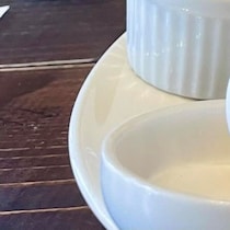 カフェで250円のモーニングを頼んだら……　思わず二度見“とんでもない光景”に「笑うしかない」「絶対行く！」