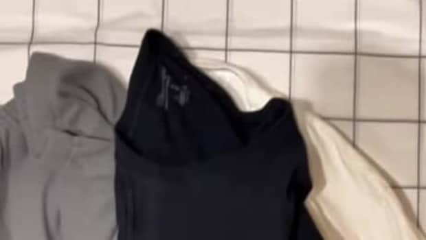 古いTシャツを切って“毛糸”に変身→太めのかぎ針でひたすら編むと…… “個性豊かな完成品”に「素材で違うのが面白い!」