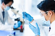 【東海在住者に聞いた】就職に強いと思う「薬学部がある私立大学」ランキング！　2位は同率で「東京理科大学」「立命館大学」、1位は？