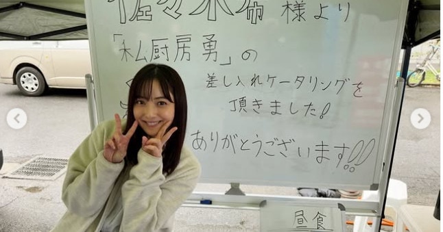 佐々木希、冬にピッタリな手編みアイテム披露→クオリティーの高さに「販売してほしい」「センスいい」と驚きの声